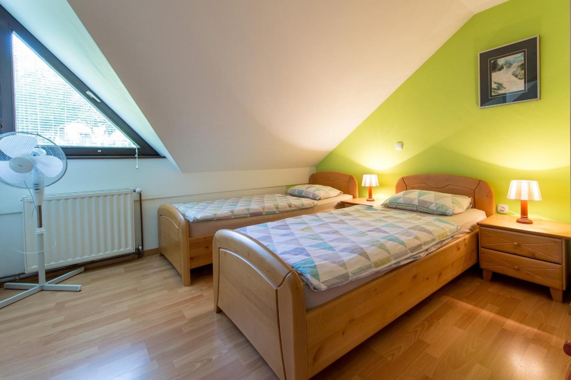 Apartments Jaka Dolenjske Toplice Zimmer foto